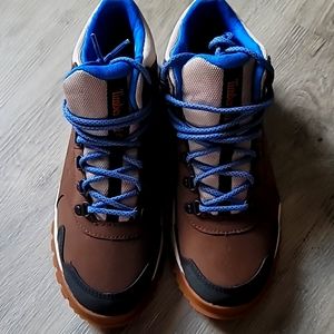 NWOT Timberland Woman's Hiking boots size 8